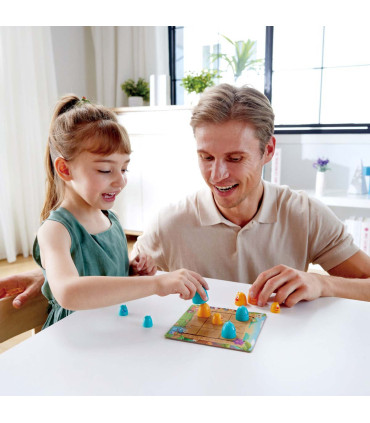 Juego de Mesa Tatetí de Monstruos Hape