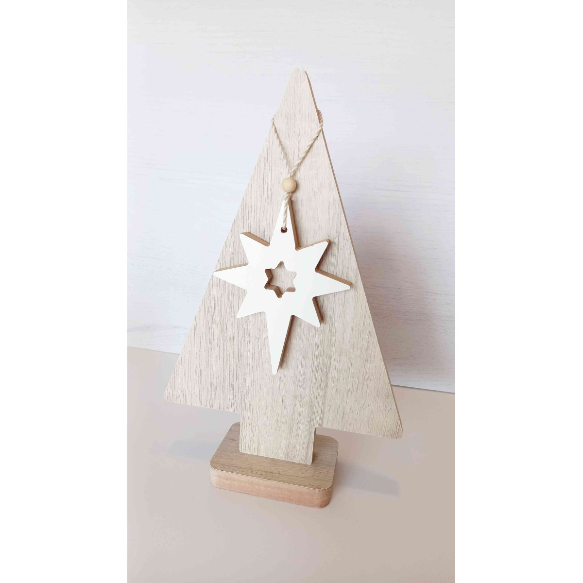 Adorno de Pino con Estrella 32 cm