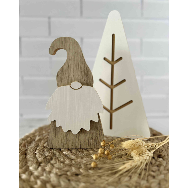Adornos de Duende y Pino de Madera Calada
